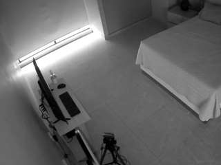 voyeurcam-casa-salsa-bedroom-12