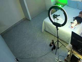 voyeurcam-casa-salsa-bedroom-12