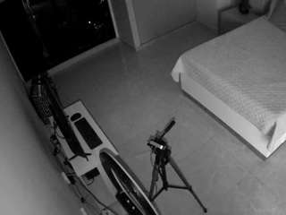 voyeurcam-casa-salsa-bedroom-12