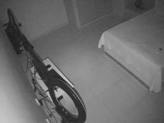 voyeurcam-casa-salsa-bedroom-12