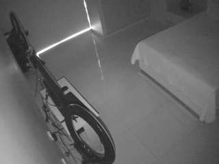 voyeurcam-casa-salsa-bedroom-12