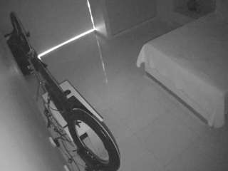 voyeurcam-casa-salsa-bedroom-12