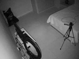voyeurcam-casa-salsa-bedroom-12