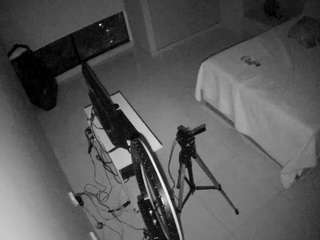 voyeurcam-casa-salsa-bedroom-12