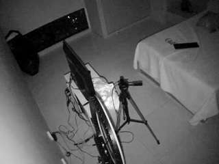 voyeurcam-casa-salsa-bedroom-12