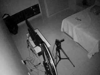 voyeurcam-casa-salsa-bedroom-12