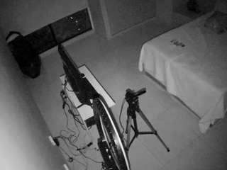 voyeurcam-casa-salsa-bedroom-12
