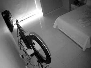 voyeurcam-casa-salsa-bedroom-12
