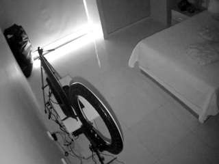 voyeurcam-casa-salsa-bedroom-12
