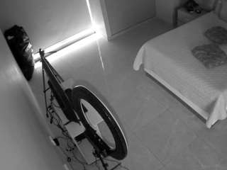 voyeurcam-casa-salsa-bedroom-12
