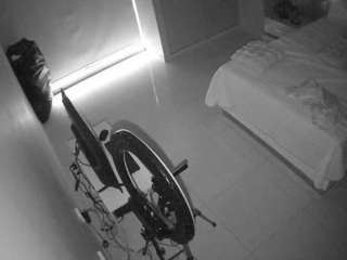 voyeurcam-casa-salsa-bedroom-12