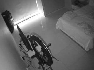 voyeurcam-casa-salsa-bedroom-12