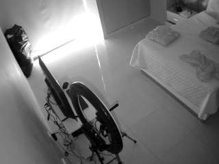 voyeurcam-casa-salsa-bedroom-12