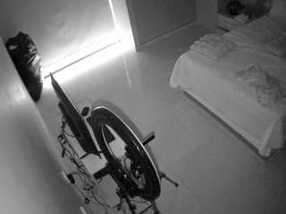 voyeurcam-casa-salsa-bedroom-12