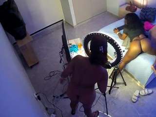 voyeurcam-casa-salsa-bedroom-12