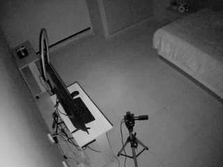 voyeurcam-casa-salsa-bedroom-12