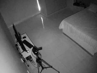 voyeurcam-casa-salsa-bedroom-12