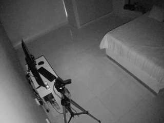 voyeurcam-casa-salsa-bedroom-12