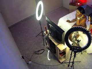 voyeurcam-casa-salsa-bedroom-12