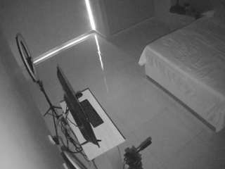 voyeurcam-casa-salsa-bedroom-12