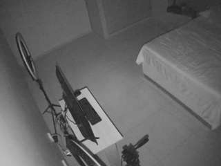 voyeurcam-casa-salsa-bedroom-12