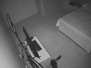 voyeurcam-casa-salsa-bedroom-12