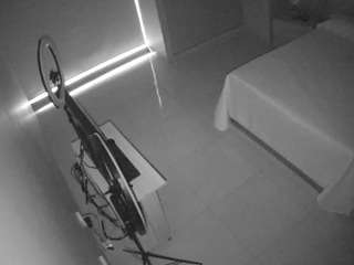 voyeurcam-casa-salsa-bedroom-12