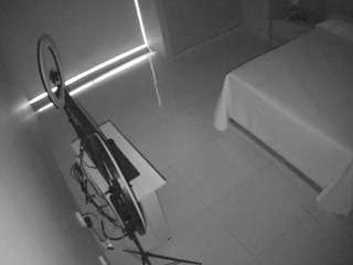 voyeurcam-casa-salsa-bedroom-12