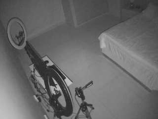 voyeurcam-casa-salsa-bedroom-12