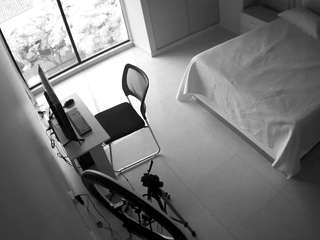 voyeurcam-casa-salsa-bedroom-12