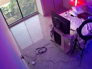 voyeurcam-casa-salsa-bedroom-12