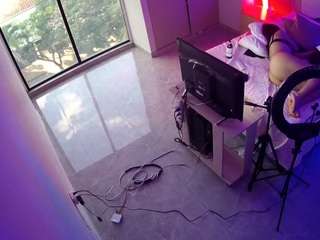voyeurcam-casa-salsa-bedroom-12