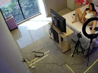 voyeurcam-casa-salsa-bedroom-12