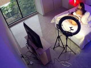 voyeurcam-casa-salsa-bedroom-12