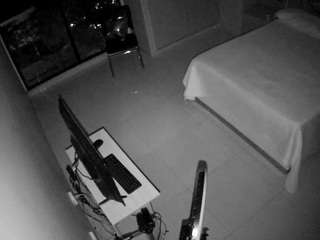 voyeurcam-casa-salsa-bedroom-12