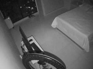 voyeurcam-casa-salsa-bedroom-12