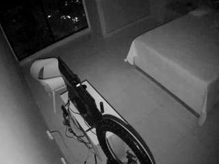 voyeurcam-casa-salsa-bedroom-12