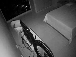 voyeurcam-casa-salsa-bedroom-12