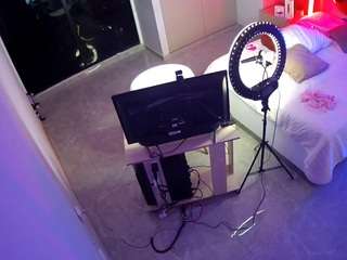 voyeurcam-casa-salsa-bedroom-12