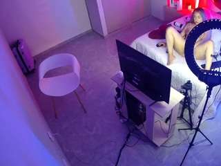 voyeurcam-casa-salsa-bedroom-12