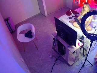 voyeurcam-casa-salsa-bedroom-12