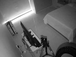voyeurcam-casa-salsa-bedroom-12