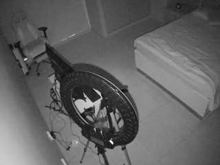 voyeurcam-casa-salsa-bedroom-12