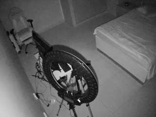 voyeurcam-casa-salsa-bedroom-12