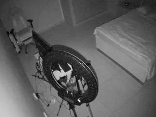 voyeurcam-casa-salsa-bedroom-12