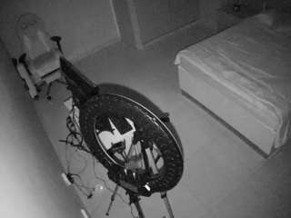 voyeurcam-casa-salsa-bedroom-12