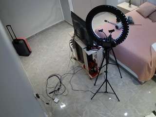 voyeurcam-casa-salsa-bedroom-12
