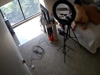 voyeurcam-casa-salsa-bedroom-12