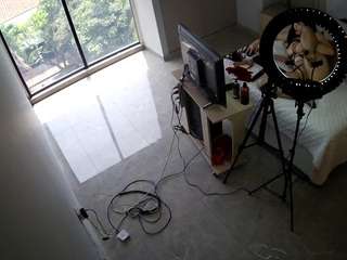 voyeurcam-casa-salsa-bedroom-12