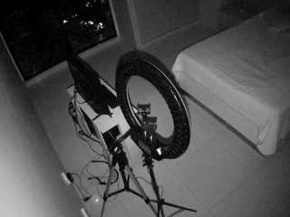voyeurcam-casa-salsa-bedroom-12